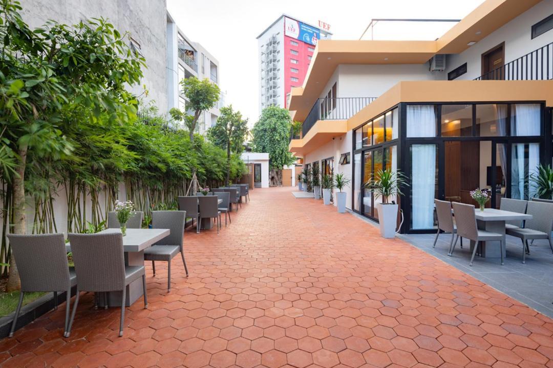 Terracotta Villa Saigon Хошимин Экстерьер фото